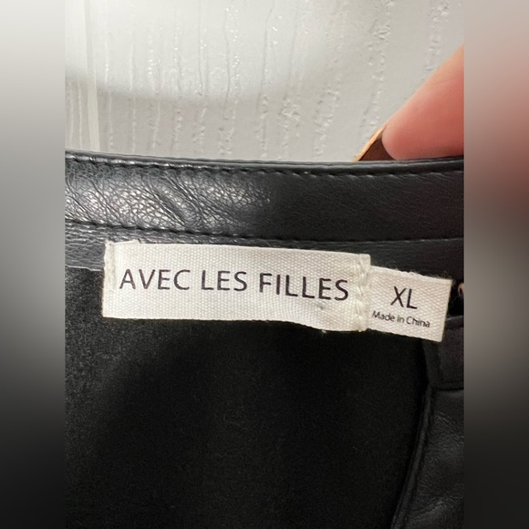 Avec Les Files Pleather Top Sz XL - Picture 5 of 8